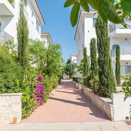 Апартаменты Mythical Sands Resort, Proteam Паралимни